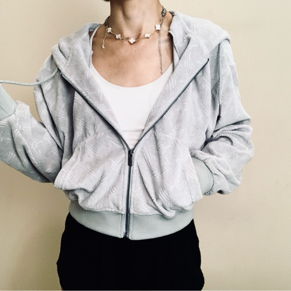 $138 Brand New Revolve Daily paper hoodie XL - Picture 10 of 14